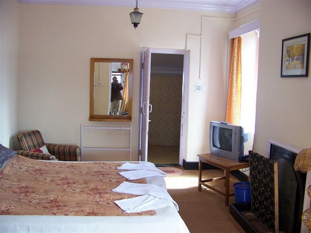 Old - Main Bellevue Heritage Hotel Darjeeling  Esterno foto