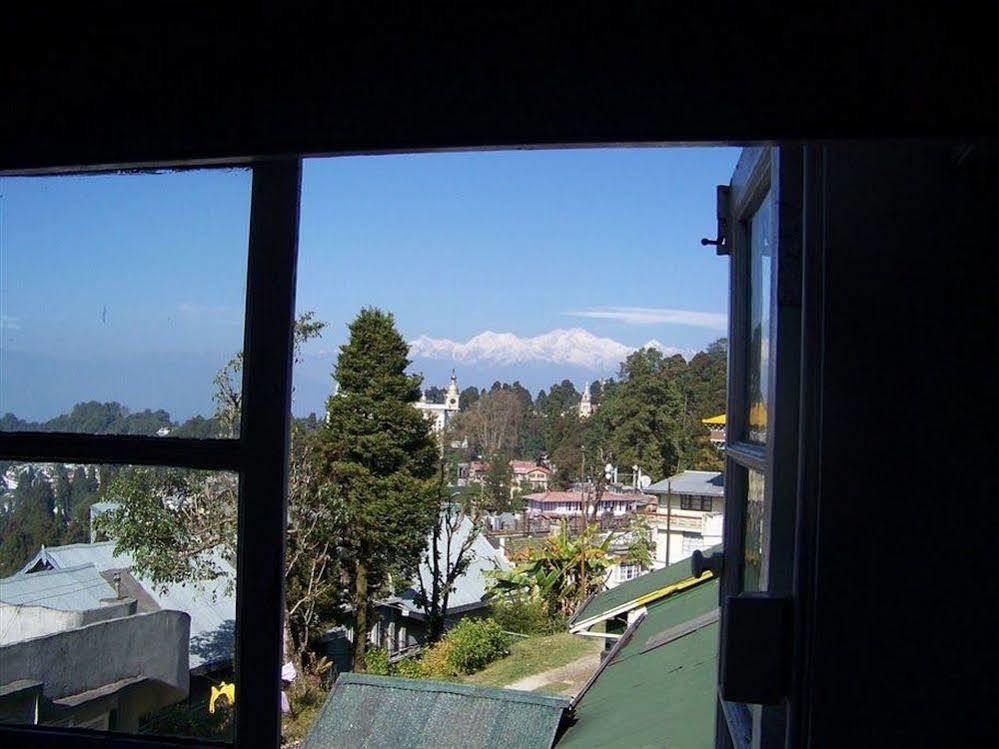 Old - Main Bellevue Heritage Hotel Darjeeling  Esterno foto