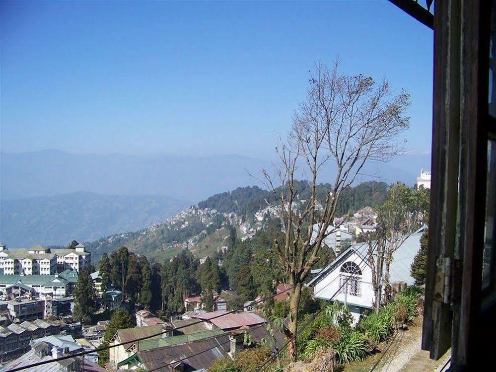 Old - Main Bellevue Heritage Hotel Darjeeling  Esterno foto
